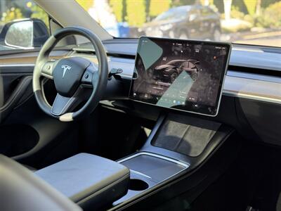 2023 Tesla Model Y Long Range   - Photo 55 - Studio City, CA 91604