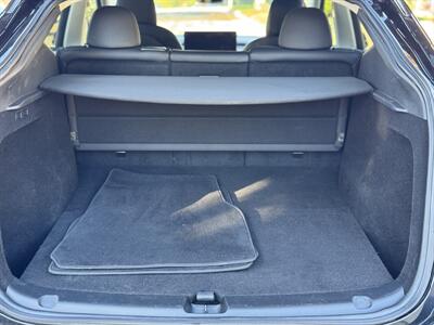 2023 Tesla Model Y Long Range   - Photo 15 - Studio City, CA 91604