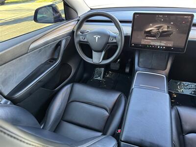 2023 Tesla Model Y Long Range   - Photo 19 - Studio City, CA 91604