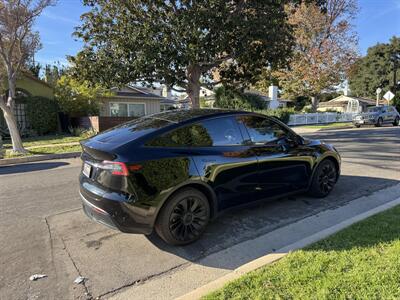 2023 Tesla Model Y Long Range   - Photo 40 - Studio City, CA 91604