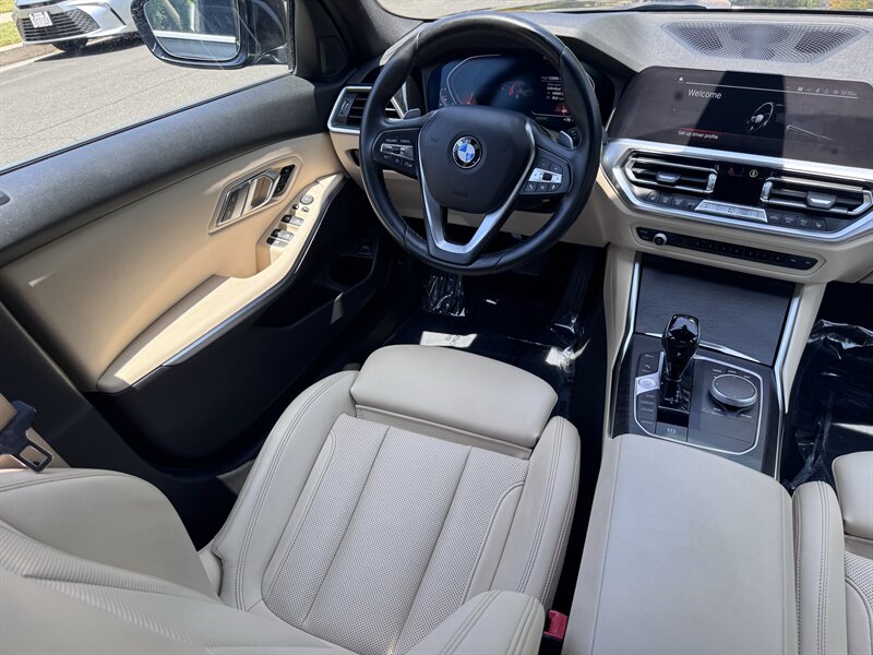 2022 BMW 3 Series 330i - Photo 36