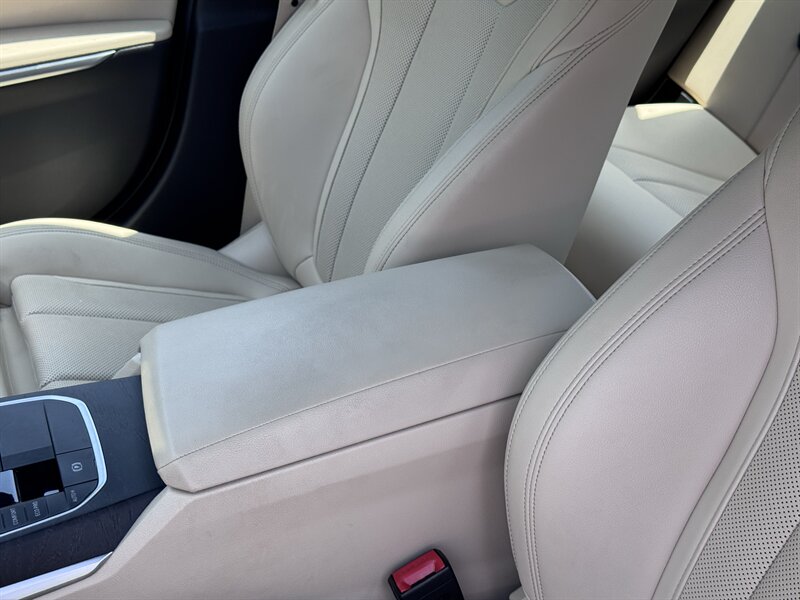 2022 BMW 3 Series 330i - Photo 27