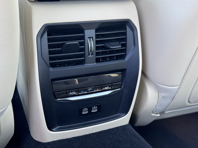 2022 BMW 3 Series 330i - Photo 38