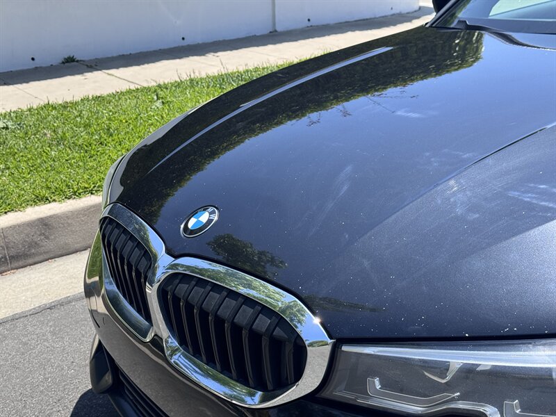 2022 BMW 3 Series 330i - Photo 7