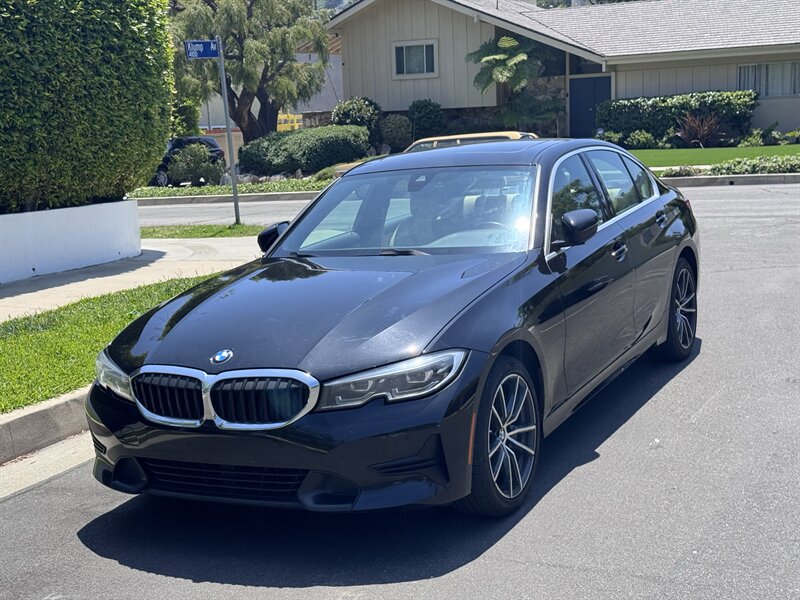 2022 BMW 3 Series 330i - Photo 3