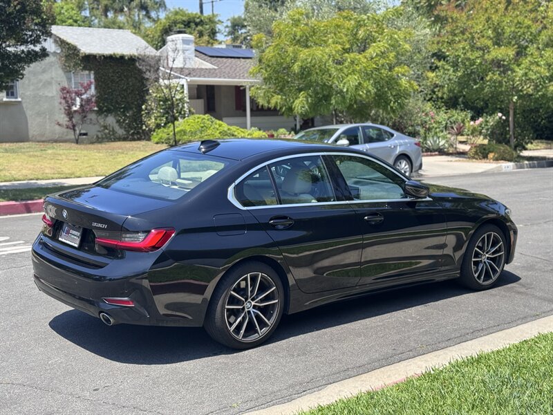 2022 BMW 3 Series 330i - Photo 20