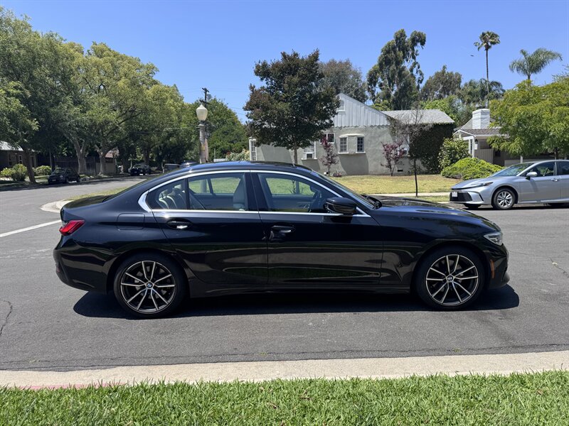 2022 BMW 3 Series 330i - Photo 19