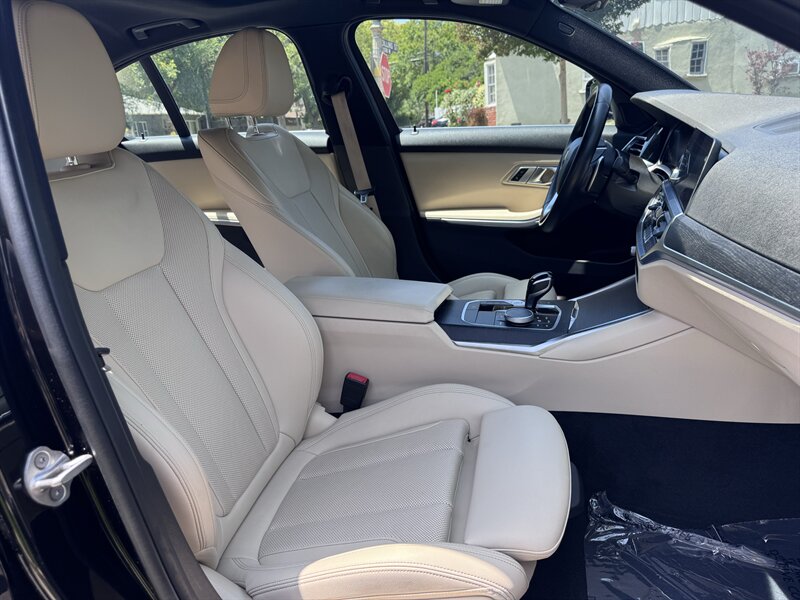 2022 BMW 3 Series 330i - Photo 49