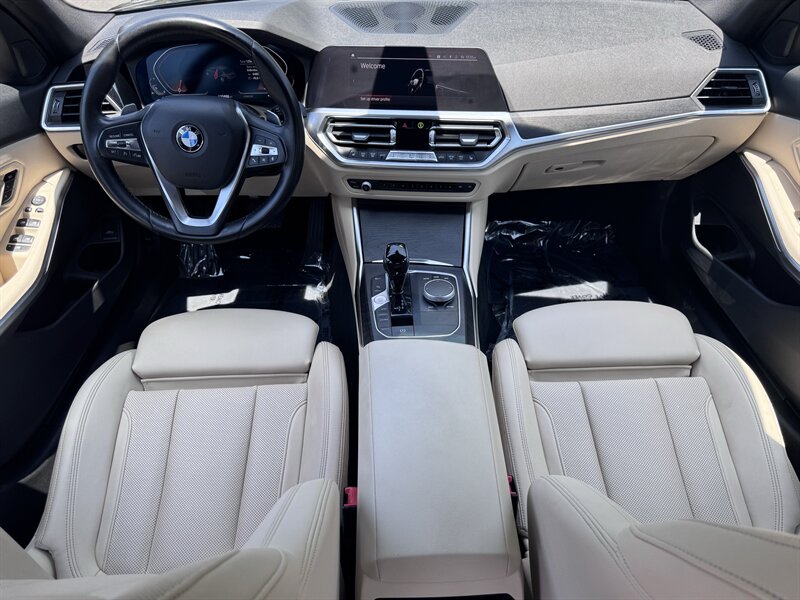 2022 BMW 3 Series 330i - Photo 40