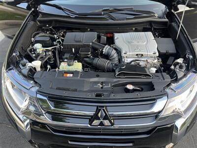 2018 Mitsubishi Outlander PHEV GT   - Photo 53 - Studio City, CA 91604