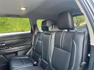 2018 Mitsubishi Outlander PHEV GT   - Photo 36 - Studio City, CA 91604