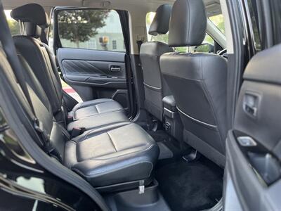 2018 Mitsubishi Outlander PHEV GT   - Photo 46 - Studio City, CA 91604