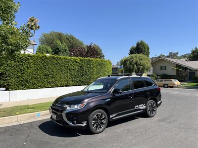 2018 Mitsubishi Outlander PHEV GT   - Photo 3 - Studio City, CA 91604