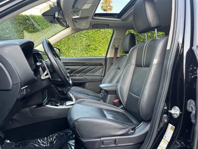 2018 Mitsubishi Outlander PHEV GT   - Photo 24 - Studio City, CA 91604