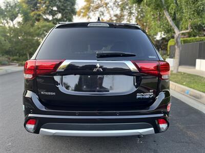 2018 Mitsubishi Outlander PHEV GT   - Photo 17 - Studio City, CA 91604