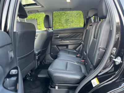 2018 Mitsubishi Outlander PHEV GT   - Photo 32 - Studio City, CA 91604