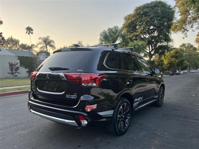 2018 Mitsubishi Outlander PHEV GT   - Photo 19 - Studio City, CA 91604