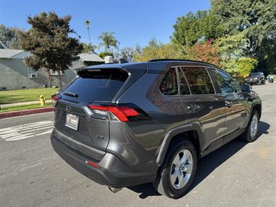 2021 Toyota RAV4 XLE - Photo 53 - Studio City, CA 91604