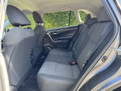 2021 Toyota RAV4 XLE - Photo 39 - Studio City, CA 91604