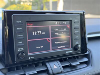 2021 Toyota RAV4 XLE - Photo 6 - Studio City, CA 91604
