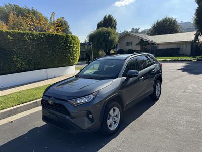 2021 Toyota RAV4 XLE - Photo 2 - Studio City, CA 91604