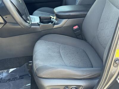 2021 Toyota RAV4 XLE - Photo 31 - Studio City, CA 91604