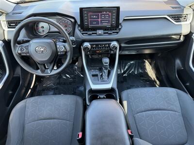 2021 Toyota RAV4 XLE - Photo 22 - Studio City, CA 91604