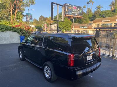 2020 Chevrolet Suburban LT 1500   - Photo 11 - Studio City, CA 91604