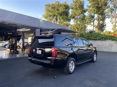 2020 Chevrolet Suburban LT 1500   - Photo 7 - Studio City, CA 91604