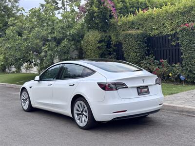 2022 Tesla Model 3 - Photo 10 - Studio City, CA 91604