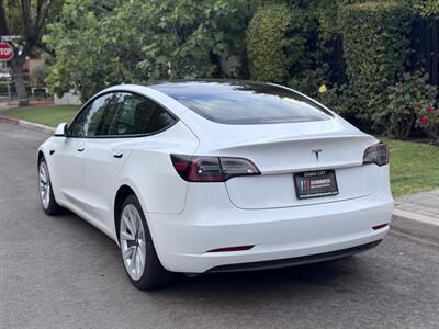 2022 Tesla Model 3 - Photo 9 - Studio City, CA 91604