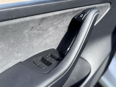 2021 Tesla Model 3 Standard Range Plus   - Photo 35 - Studio City, CA 91604