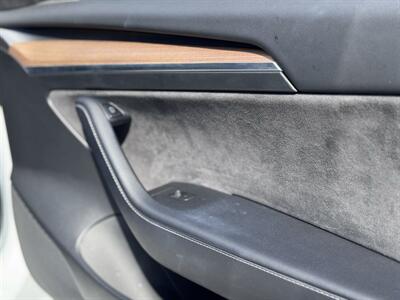 2021 Tesla Model 3 Standard Range Plus   - Photo 38 - Studio City, CA 91604