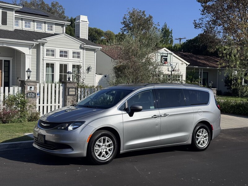 2020 Chrysler Voyager LXi  