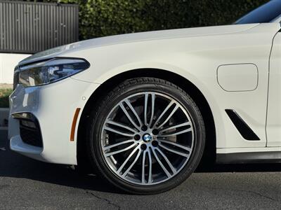 2018 BMW 530e iPerformance   - Photo 12 - Studio City, CA 91604