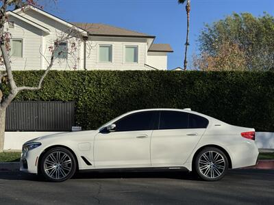 2018 BMW 530e iPerformance   - Photo 11 - Studio City, CA 91604