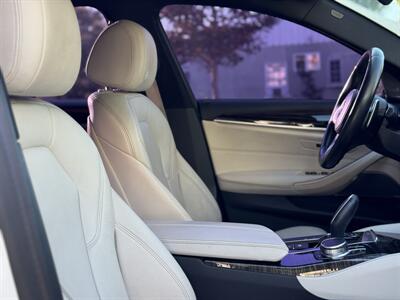 2018 BMW 530e iPerformance   - Photo 67 - Studio City, CA 91604