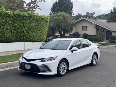 2024 Toyota Camry LE - Photo 2 - Studio City, CA 91604