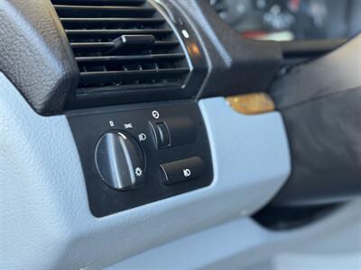 2001 BMW X5 3.0i   - Photo 33 - Studio City, CA 91604