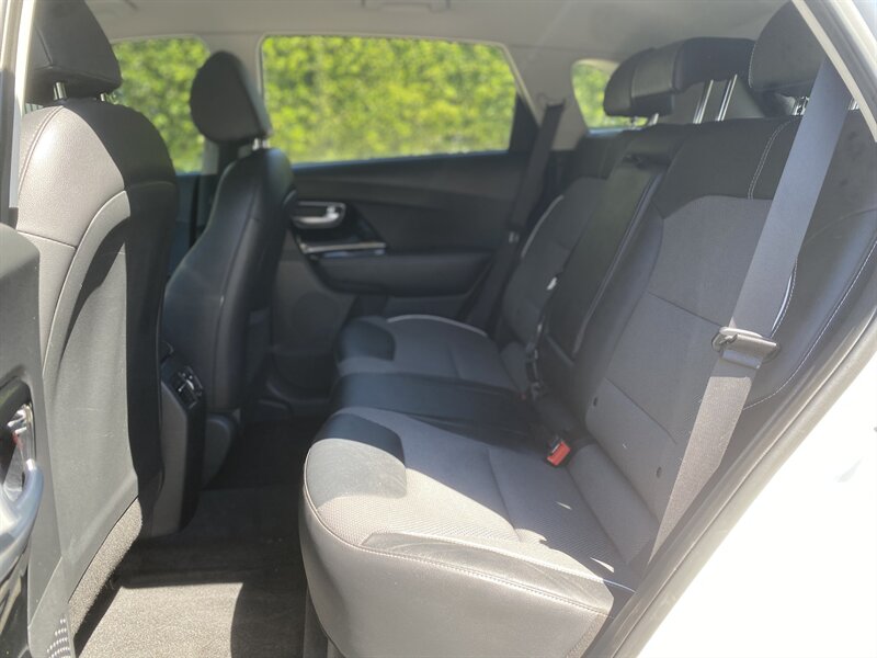 2022 Kia Niro EV EX photo 33