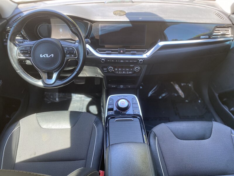 2022 Kia Niro EV EX photo 21
