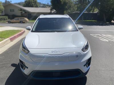 2022 Kia Niro EV EX   - Photo 11 - Studio City, CA 91604