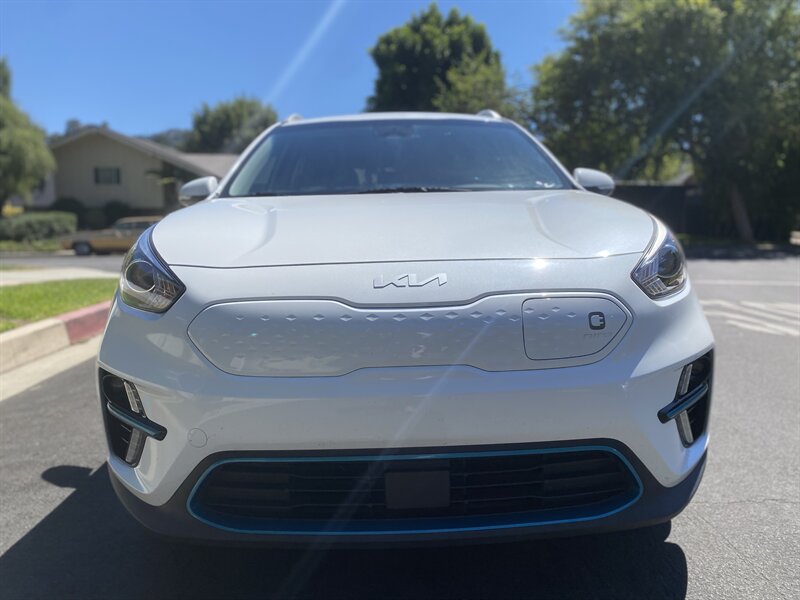 2022 Kia Niro EV EX photo 11