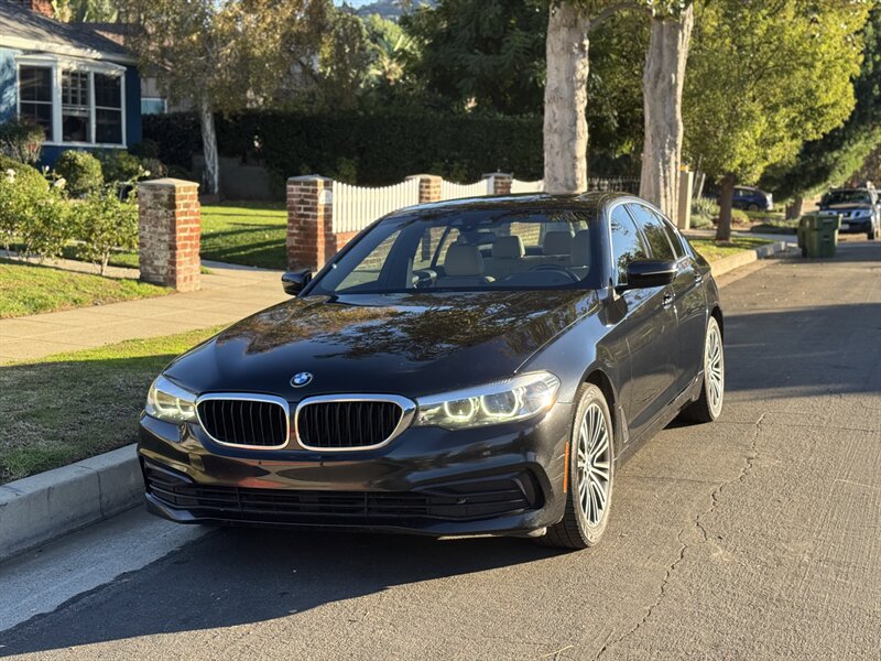 2019 Bmw 530i 5-Series photo 2