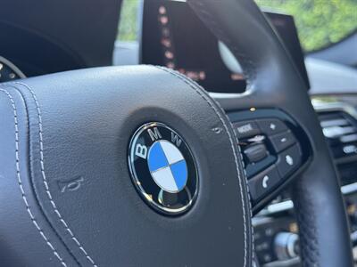 2019 BMW 530i   - Photo 72 - Studio City, CA 91604