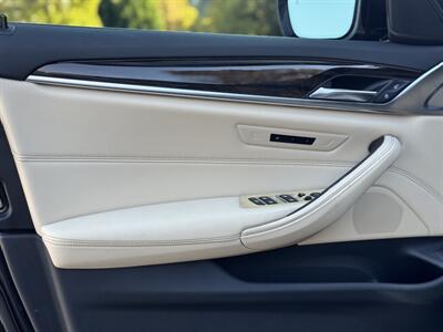 2019 BMW 530i   - Photo 36 - Studio City, CA 91604