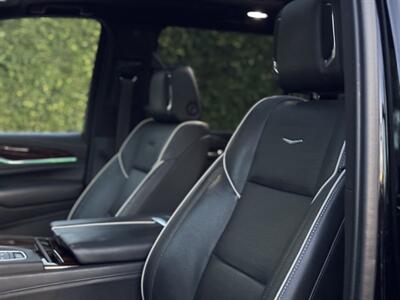 2021 Cadillac Escalade ESV Premium Luxury   - Photo 19 - Studio City, CA 91604