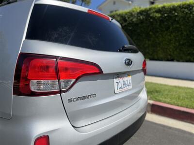 2014 Kia Sorento LX   - Photo 16 - Studio City, CA 91604