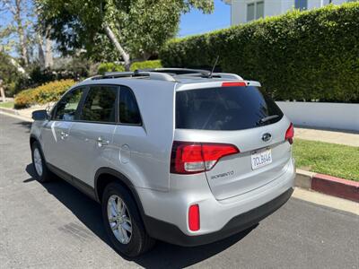 2014 Kia Sorento LX   - Photo 17 - Studio City, CA 91604