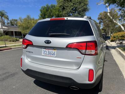 2014 Kia Sorento LX   - Photo 12 - Studio City, CA 91604